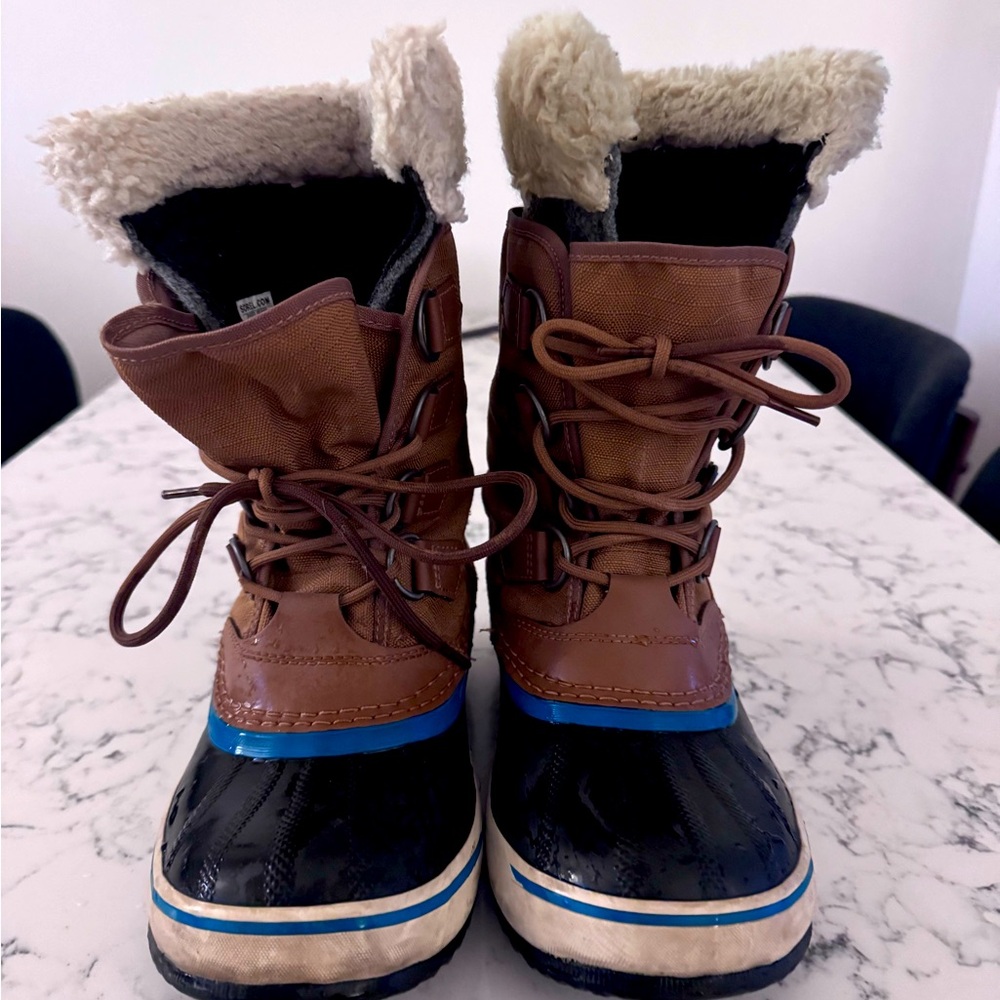 Women’s Sorel Boots (size 6.5)